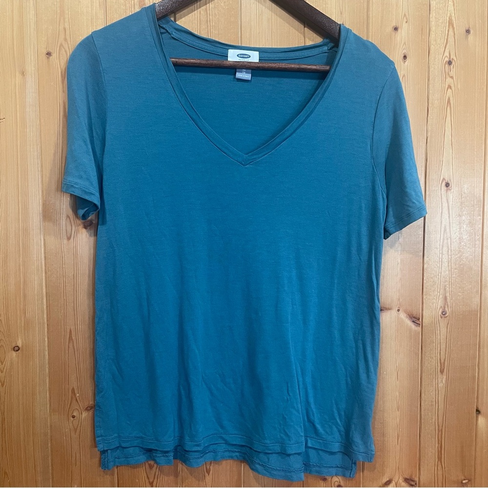 V neck Tee